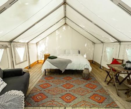 Glampful