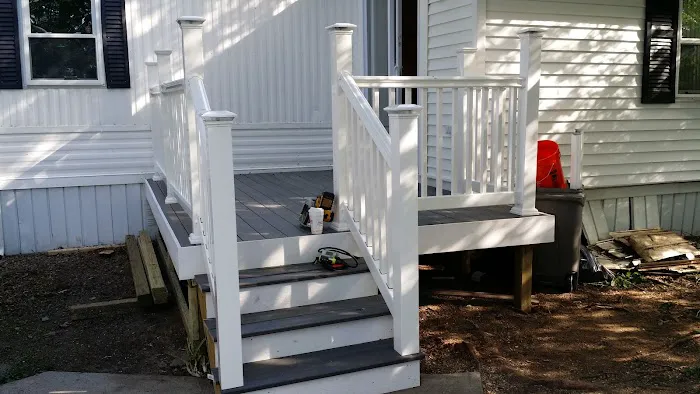 Oak Hill Mobile Home Park Picture 2
