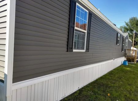 Lakeside Mobile Home Court