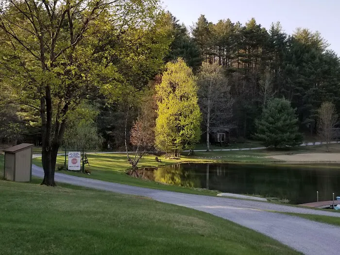 Rustic Barn Campground Picture 5