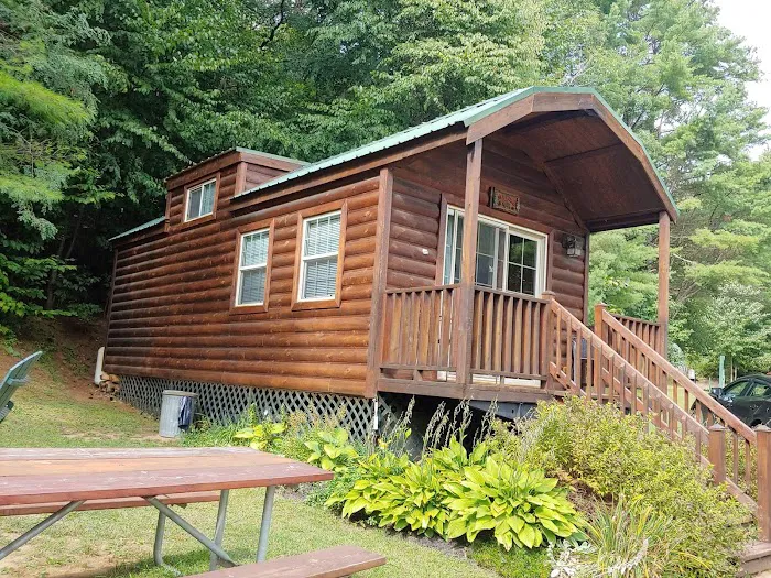 Rustic Barn Campground Picture 8