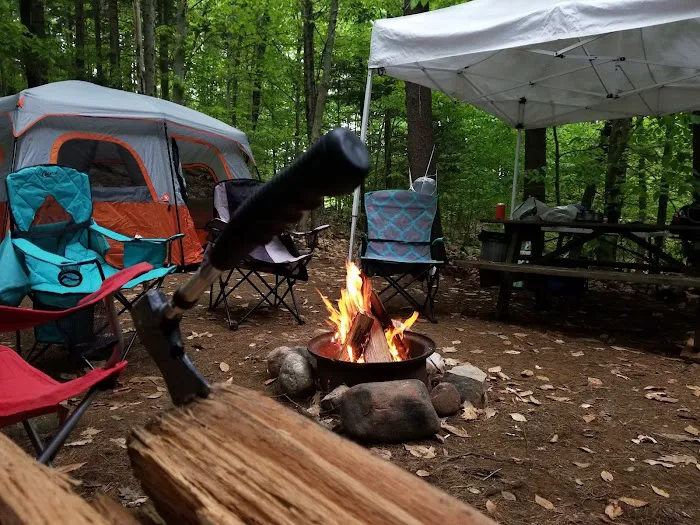 Rustic Barn Campground Picture 10