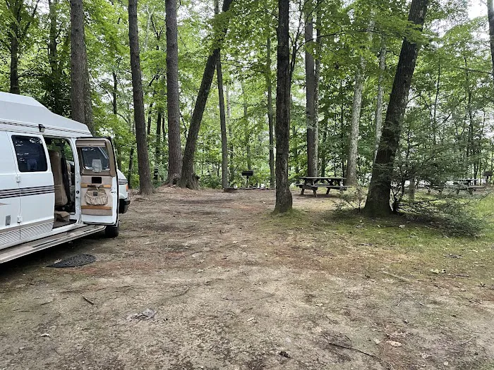 Barton Cove Campground and Canoe Rental Picture 3