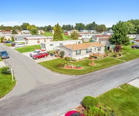 New Oxford Commons Manufactured Home Community