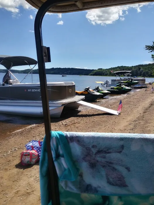 Adirondack Lakeside RV Park Picture 6