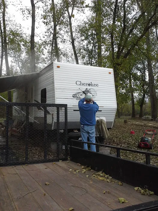 Lone Pine Campgrounds Picture 4