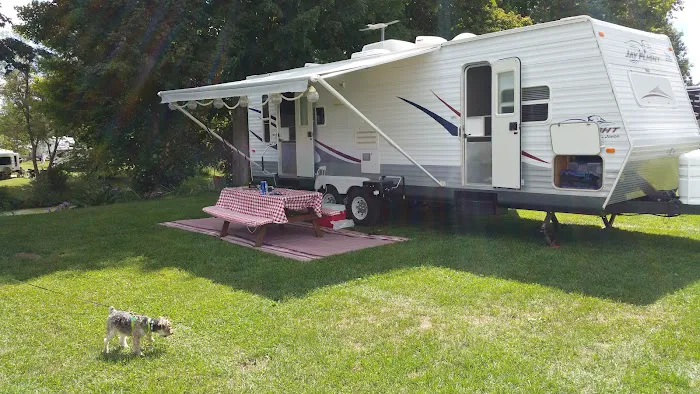 Mayfair Campground Picture 1