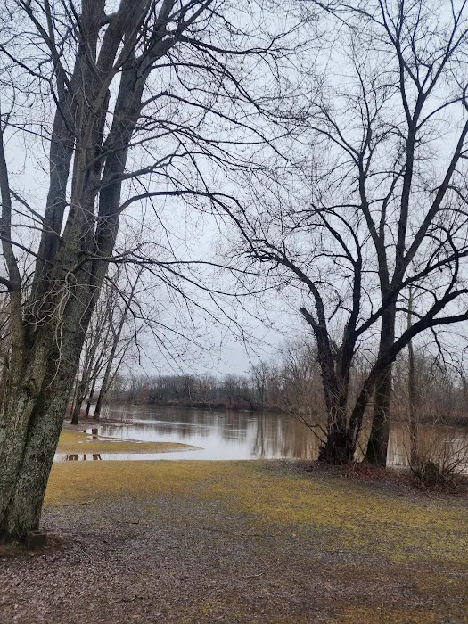 Mayfair Campground Picture 6