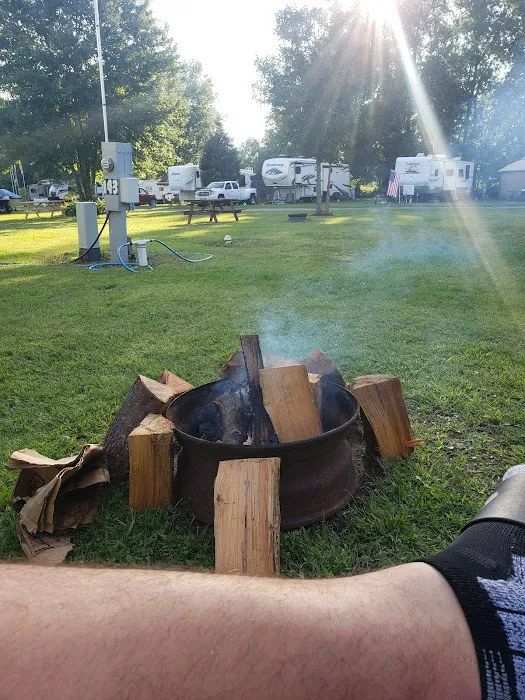 Mayfair Campground Picture 8