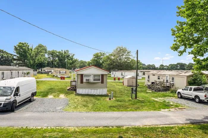 Sussex Manor Mobile Home Park Picture 5