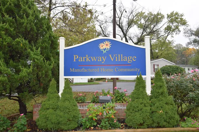 Parkway Village Manufactured Home Community Picture 2