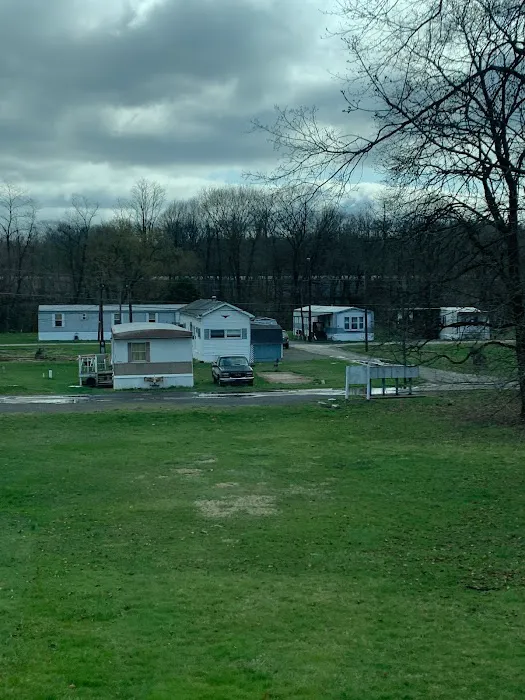 Bridgeway Manufactured Home Community Picture 3