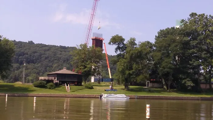 River Edge RV Camp & Marina Picture 2