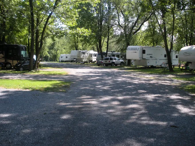 Cozy Corner Campground - Jonestown PA Picture 5