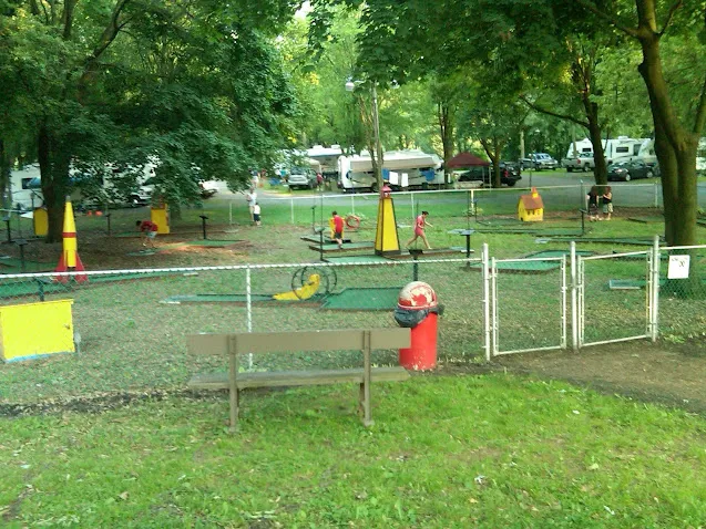 Cozy Corner Campground - Jonestown PA Picture 10