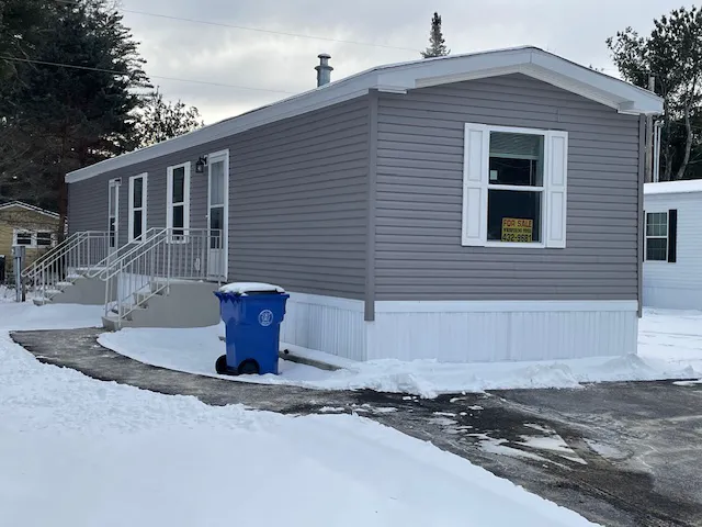 Whispering Pines Mobile Home Village & Sales Picture 1