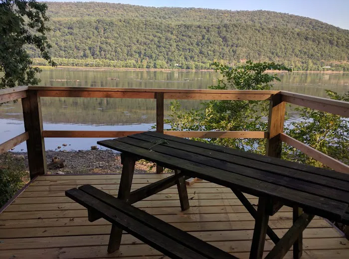 Riverfront Campground Picture 1