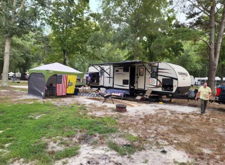 Holly Lake Campsites