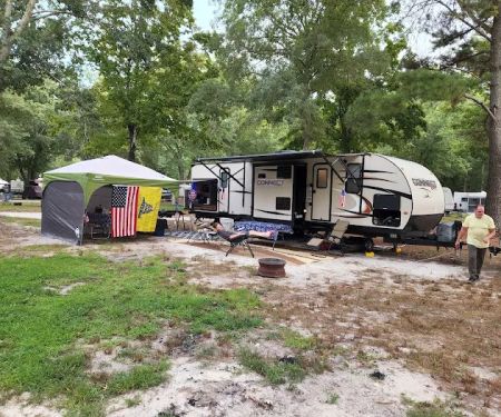 Holly Lake Campsites