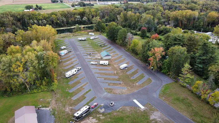 Seneca River RV Park Picture 2