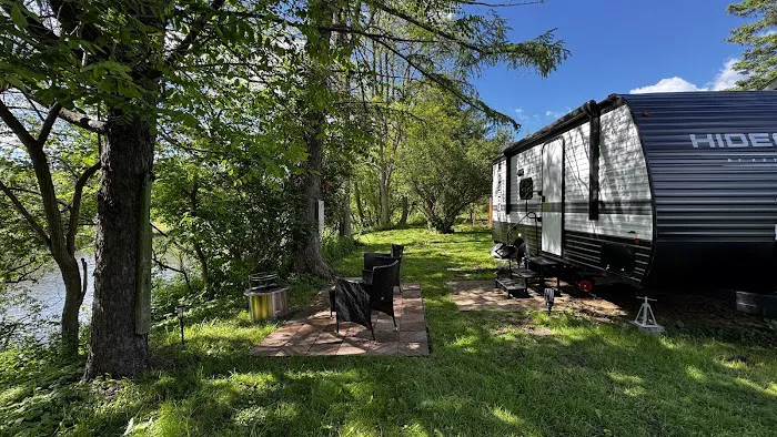 Riverfront Campsites Picture 1