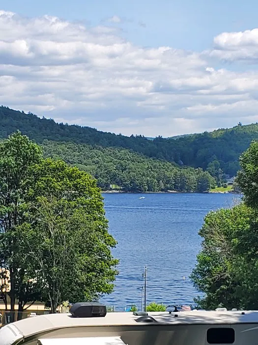 Watersedge Campground Picture 3