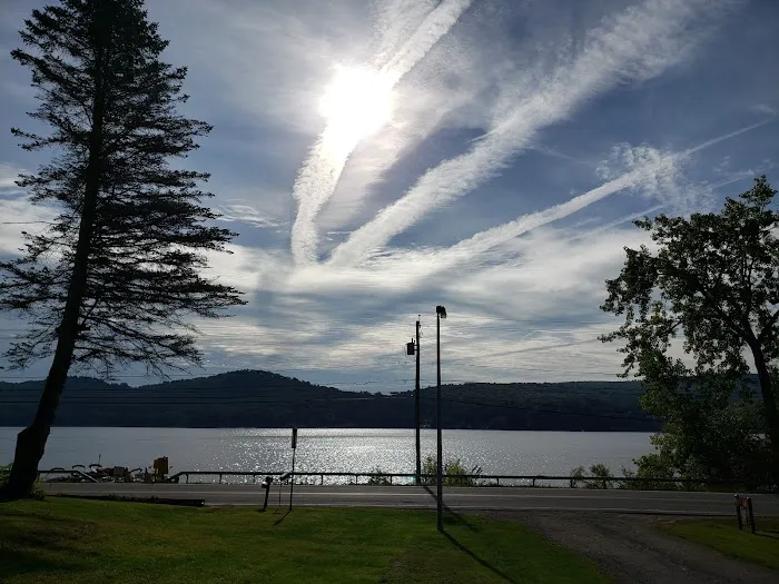 Watersedge Campground Picture 8