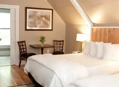 Kampfires Campground, Inn & Entertainment