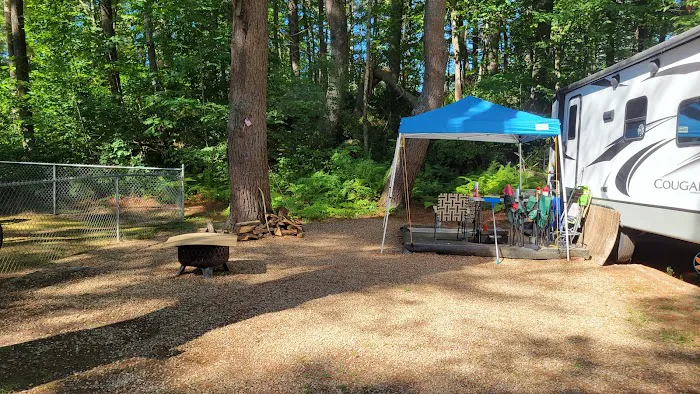 Peaceful Pines Family Campground Picture 3