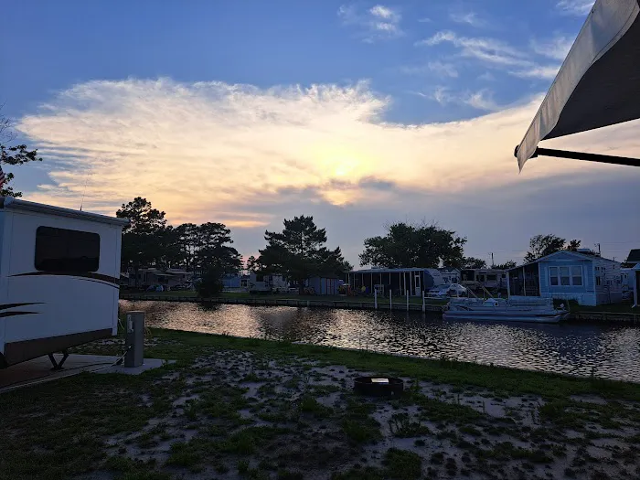 Treasure Beach RV Park & Campground Picture 9