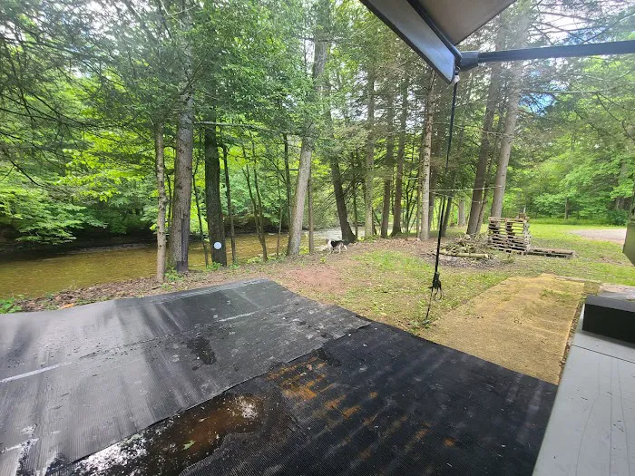 Oilmen's creekside RV sites Picture 10