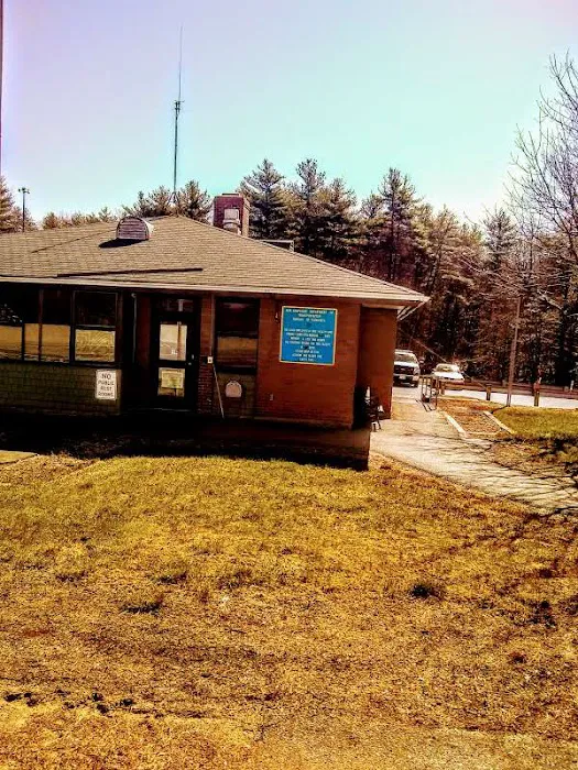 Yankee Commons Mobile Home Community Picture 8