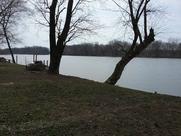 Stiely's Rivershore Campground Picture 2