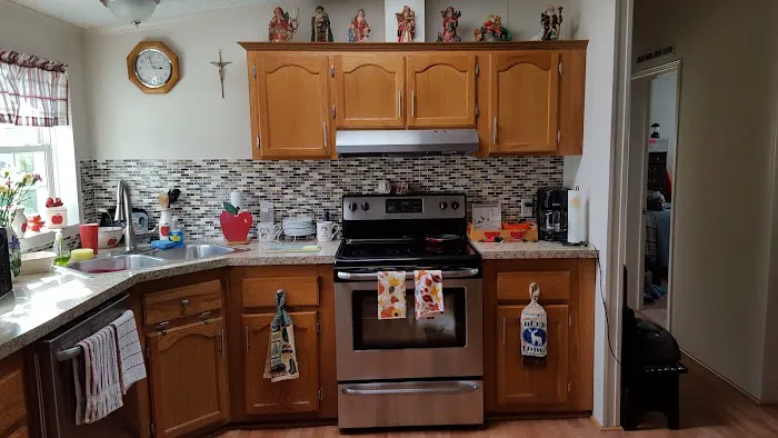 Toy's Manufactured Housing Inc Picture 2