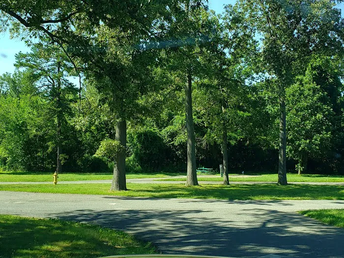 Camp Meade RV Park Picture 10