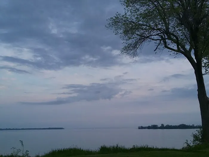 Ontario Shores and Marina (RV Park) Picture 7