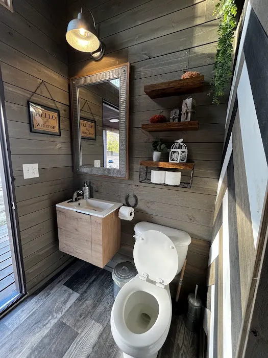 Cowtown Cabins Picture 1