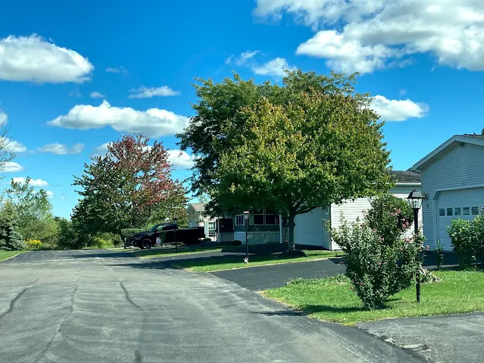 Canandaigua Country Estates Picture 3
