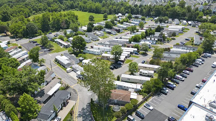 Waples Mobile Home Park Picture 9