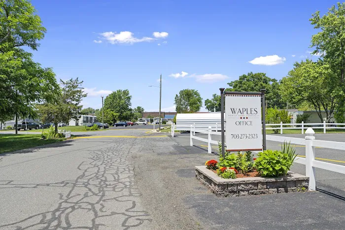 Waples Mobile Home Park Picture 6