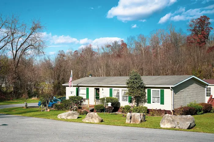 Rocky Glen Mobile Home Community Picture 1