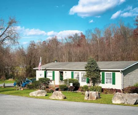 Rocky Glen Mobile Home Community