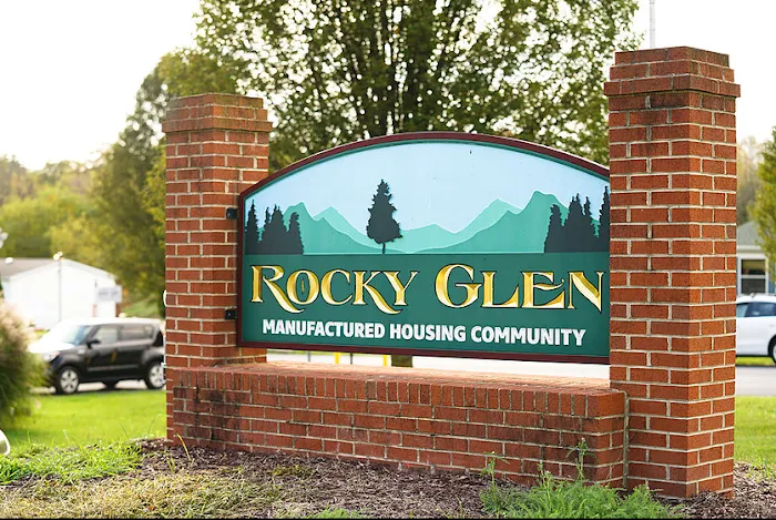 Rocky Glen Mobile Home Community Picture 6