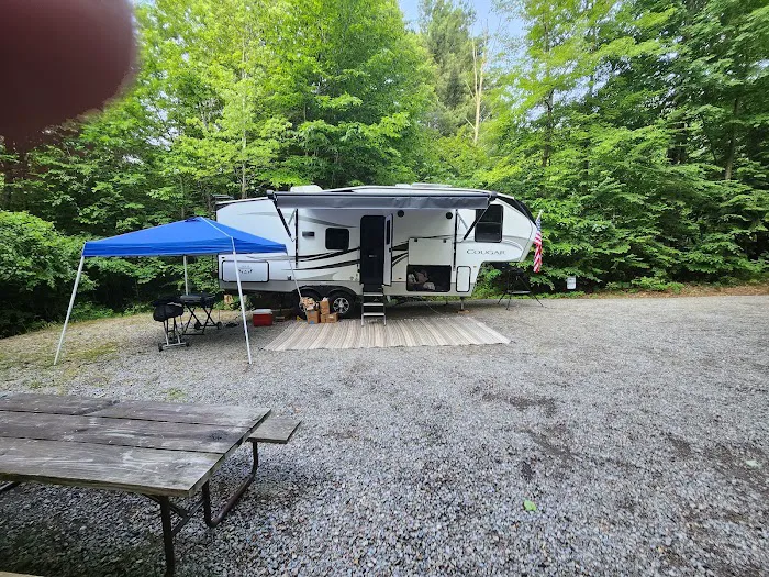 Moose Hillock Camping Resorts - NY Picture 4