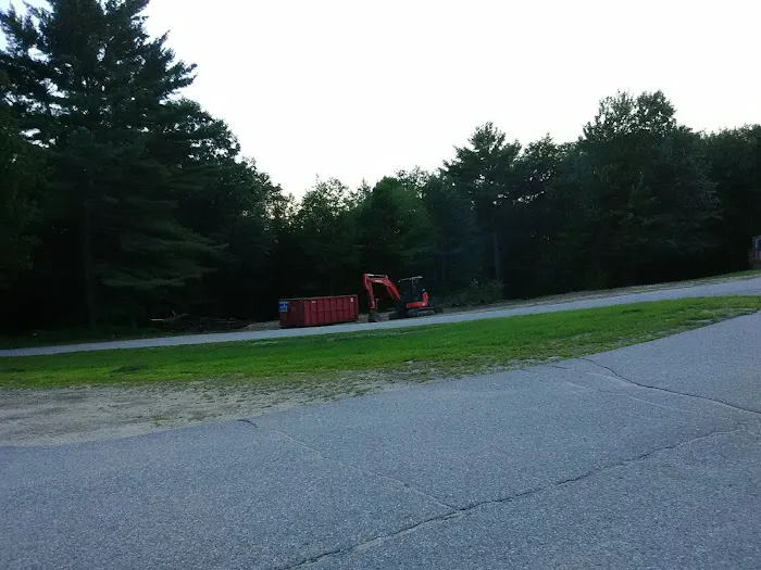 Interlakes Mobile Home Park Picture 9