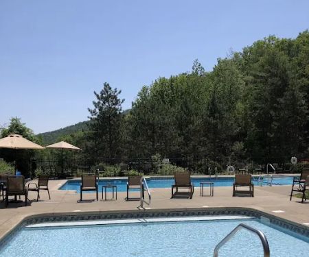 Lake George Camping Village