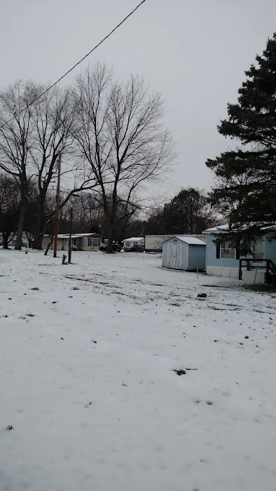 East Avenue - Forest Lawn MHC Picture 7