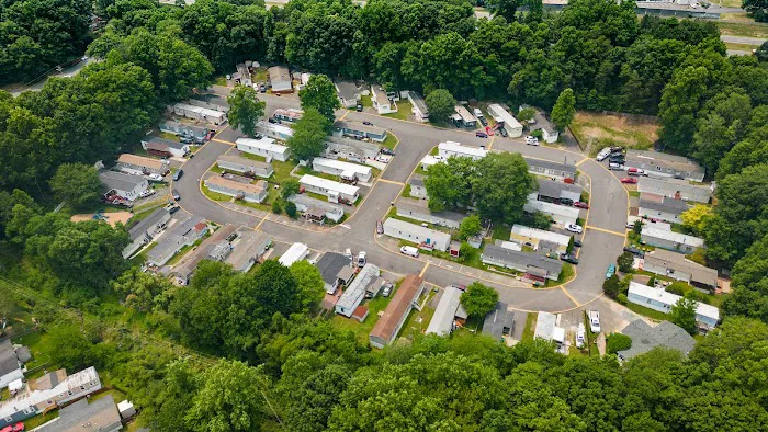 Forest Park Mobile Home Community Picture 8