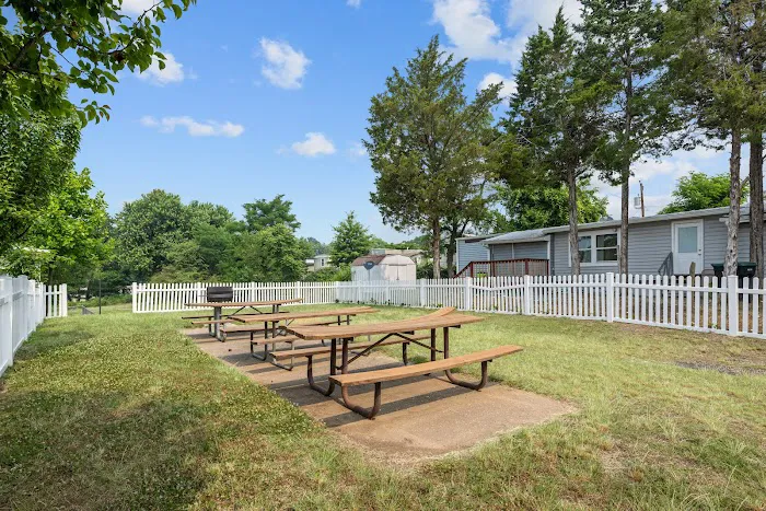 Bel Air Mobile Home Community Picture 6