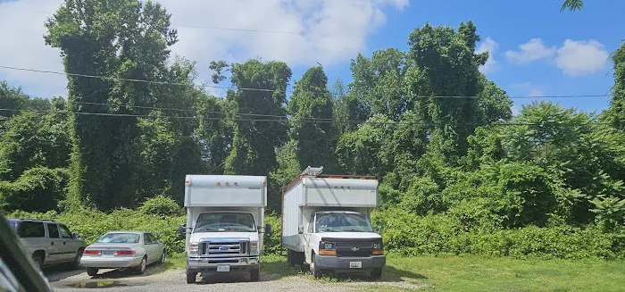 Featherstone Mobile Home Park Picture 8